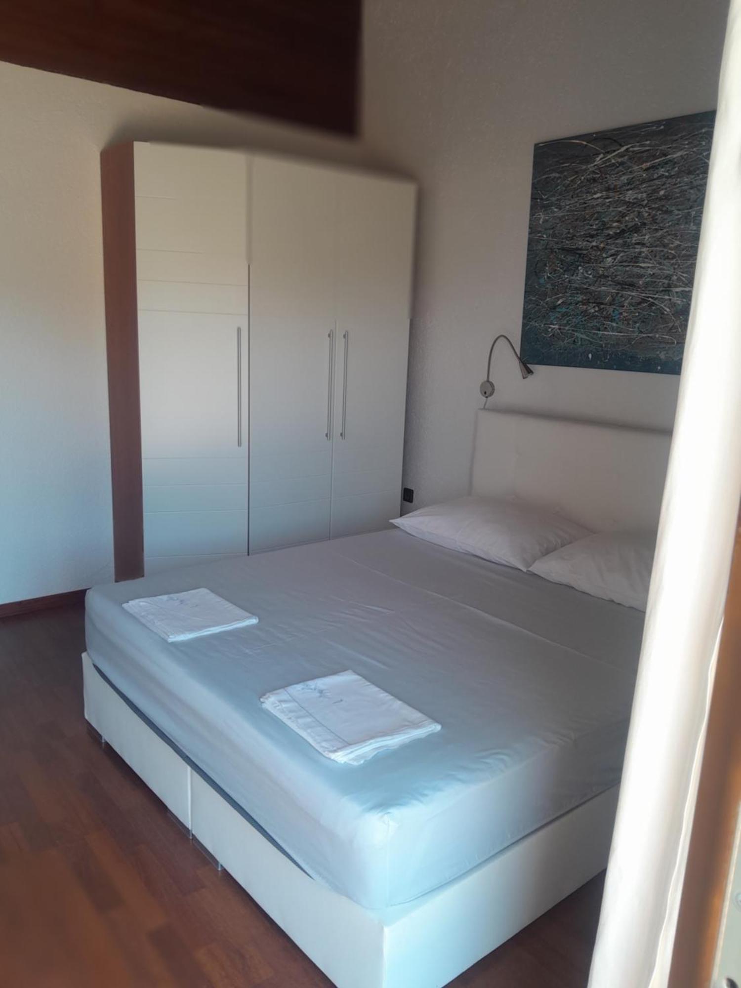 Guesthouse Ruza - Apartments 塞尼 客房 照片